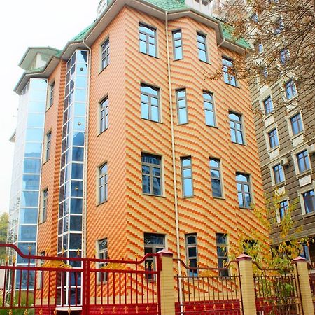 Sarvar Ντουσαμπέ Εξωτερικό φωτογραφία